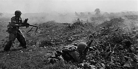 La Bataille de Dien Bien Phu: Triomphe Décisif du Viet Minh contre les Forces Coloniales Françaises